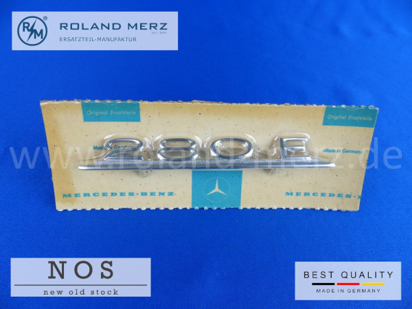 114 817 05 14 Typenkennzeichen innen an Armaturenbrett Mercedes 280 E, original Neuteil/NOS