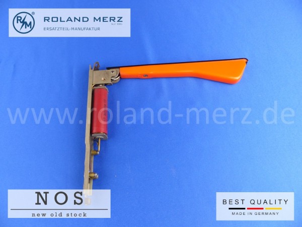 Einbauwinker Bosch WK / EE 12/165/1 schwarz lackiert, 12 Volt 165mm Pfeillänge