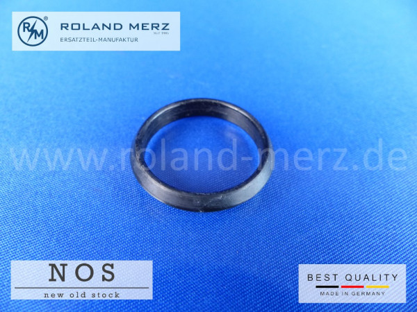 Dichtring Bosch 0 119 970 548 auf dem Gehäusehals für Zündverteiler